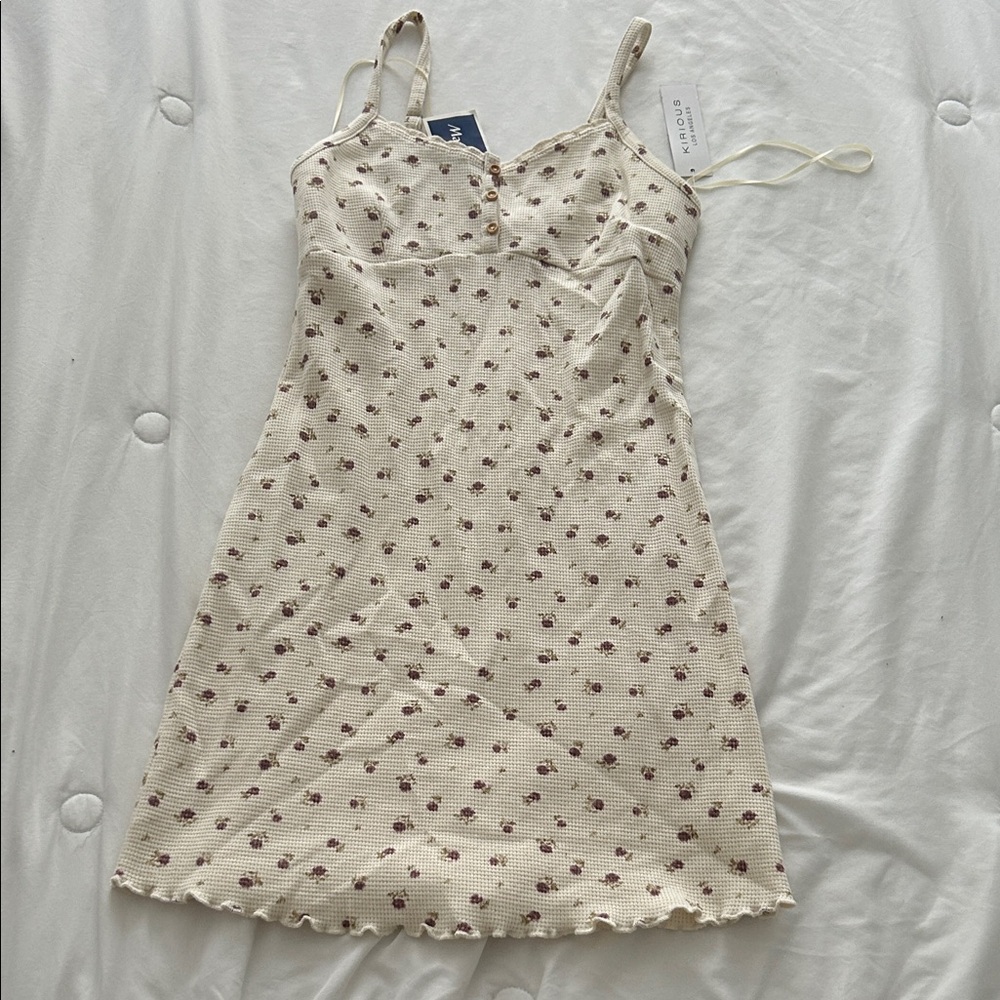Kirious Floral Cream Slip Dress